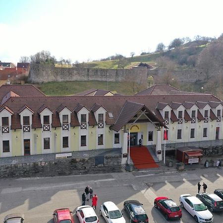 Hotel Hradna Brana Bratislava Exterior photo